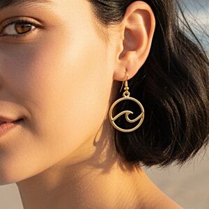 5 For $25💫Gold Ocean Wave Dangles Earrings